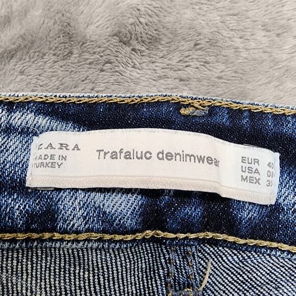 Zara Trafaluc denimwear Jeans Womens 8 Blue Distressed Graffiti Slim Leg Raw Hem - Picture 11 of 16